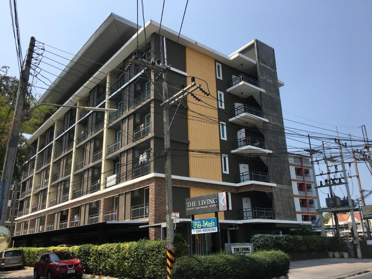 The Living Condo Bangsaen Екстериор снимка