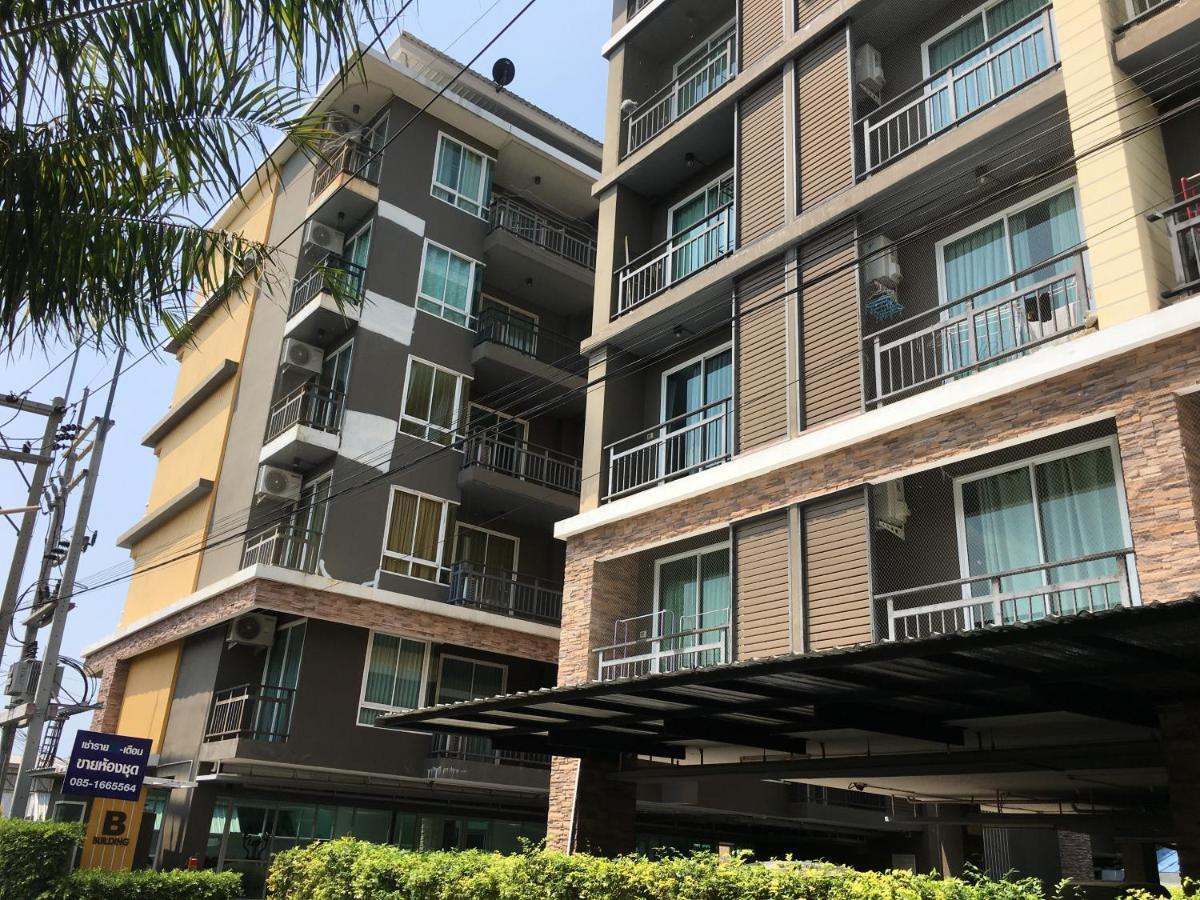 The Living Condo Bangsaen Екстериор снимка